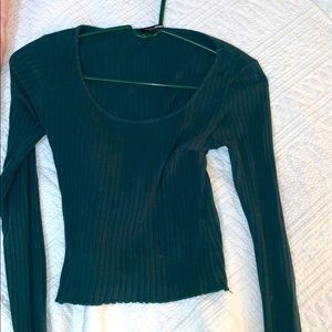 Ribbed long sleeve crop top